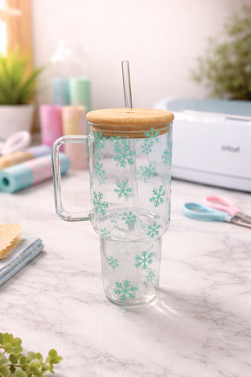 Snowflake Glass Tumbler - 40 oz